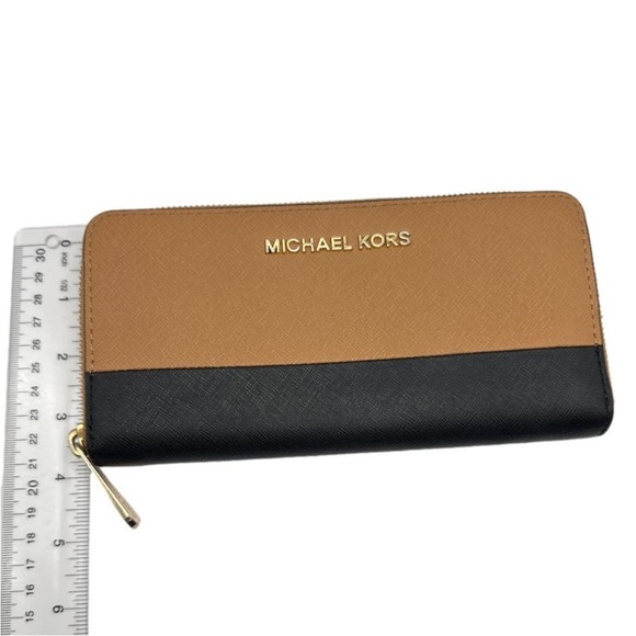 Michael Kors Multi-color Zip Around Wallet - Picture 8 of 10